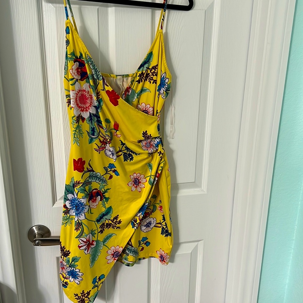 Yellow floral summer dress - M